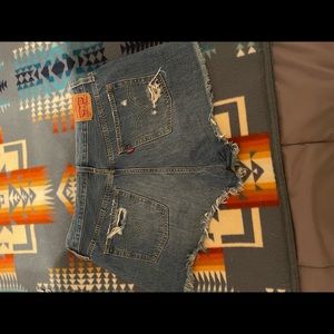 Levi 501 shorts. Size 32. Great condition, hardly ever worn.